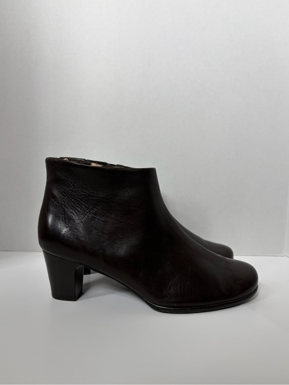 Rose Petals Zevon brown Leather Ankle Booties Round Toe ladies 13
